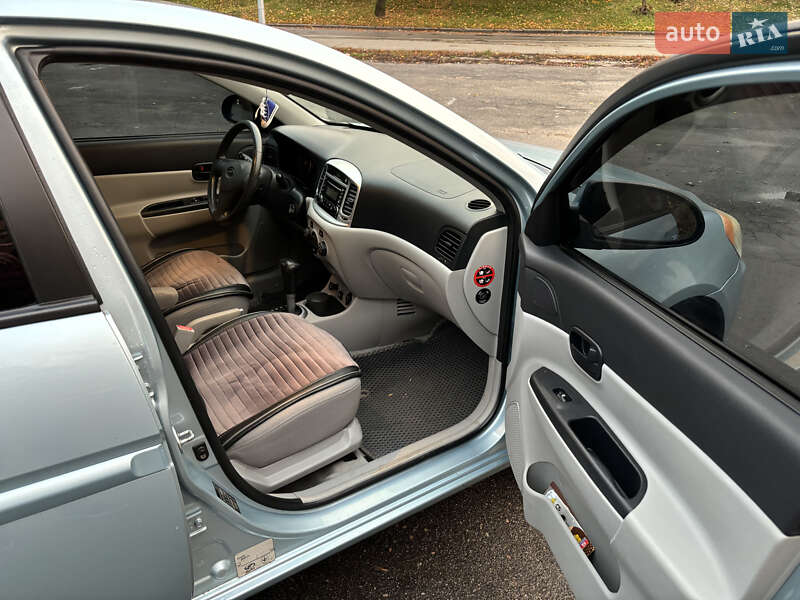 Седан Hyundai Accent 2008 в Киеве