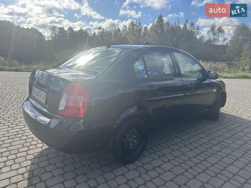 Седан Hyundai Accent 2008 в Львове