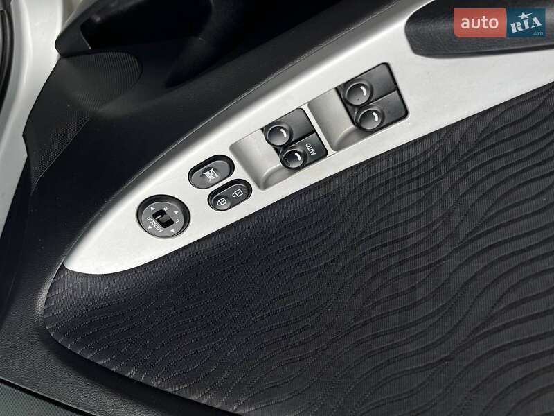 Седан Hyundai Accent 2013 в Киеве фото 16 Седан Hyundai Accent 2013 в Киеве