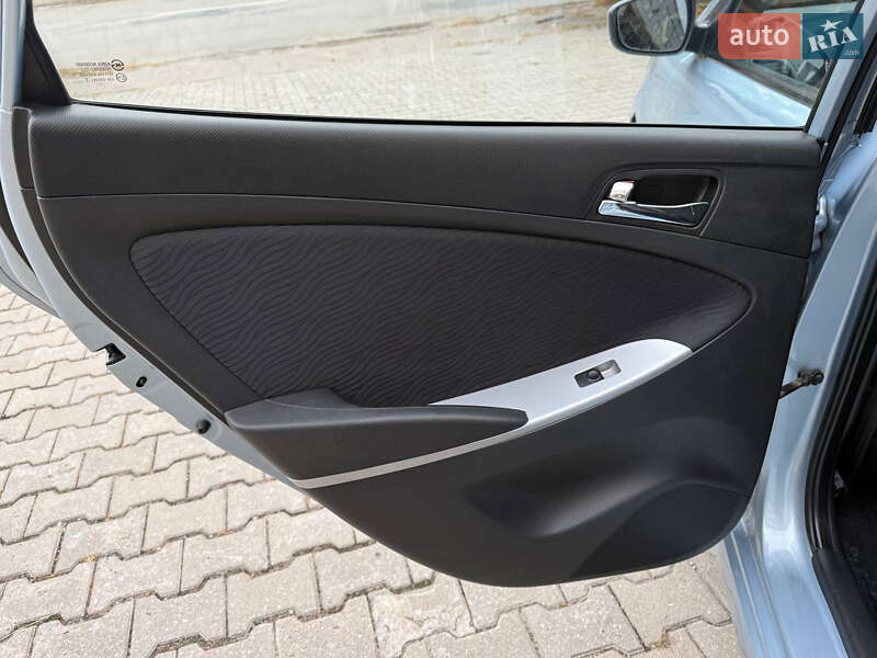 Седан Hyundai Accent 2011 в Харькове фото 33 Седан Hyundai Accent 2011 в Харькове