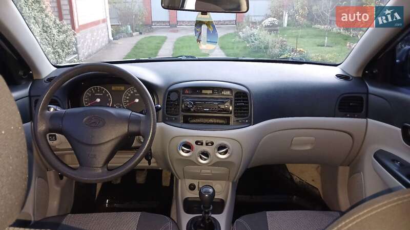 Седан Hyundai Accent 2010 в Корсуне-Шевченковском фото 11 Седан Hyundai Accent 2010 в Корсуне-Шевченковском