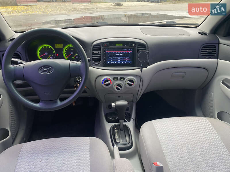 Седан Hyundai Accent 2008 в Броварах