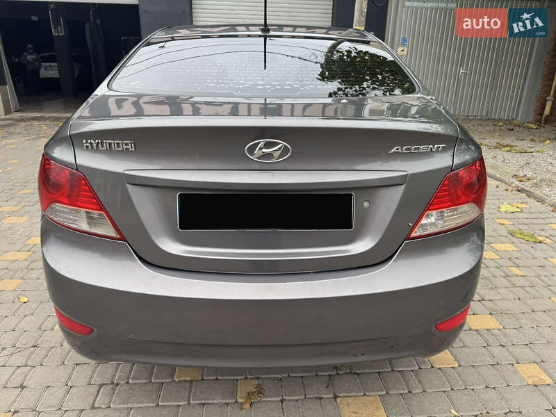 Седан Hyundai Accent 2011 в Одессе фото 3 Седан Hyundai Accent 2011 в Одессе