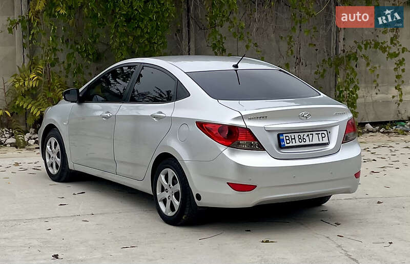 Седан Hyundai Accent 2011 в Одесі фото 24 Седан Hyundai Accent 2011 в Одесі