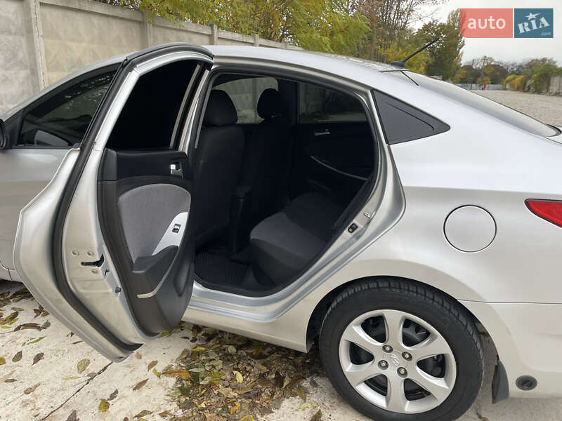 Седан Hyundai Accent 2011 в Одесі фото 50 Седан Hyundai Accent 2011 в Одесі