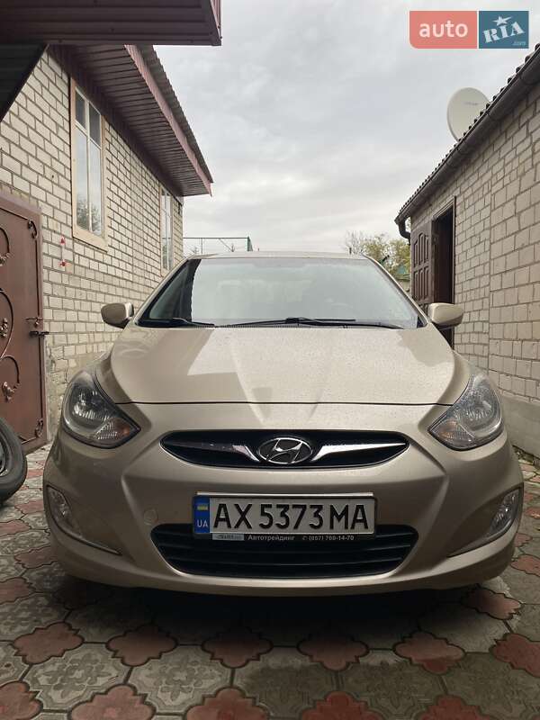 Седан Hyundai Accent 2012 в Харкові фото 2 Седан Hyundai Accent 2012 в Харкові