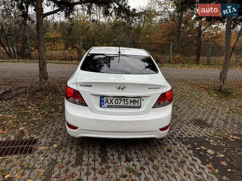 Седан Hyundai Accent 2012 в Харькове