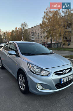 Седан Hyundai Accent 2011 в Виннице