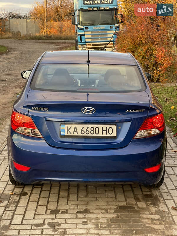 Седан Hyundai Accent 2013 в Харкові