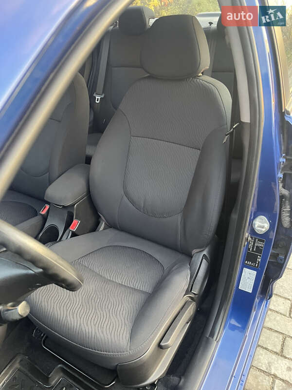 Седан Hyundai Accent 2013 в Харкові
