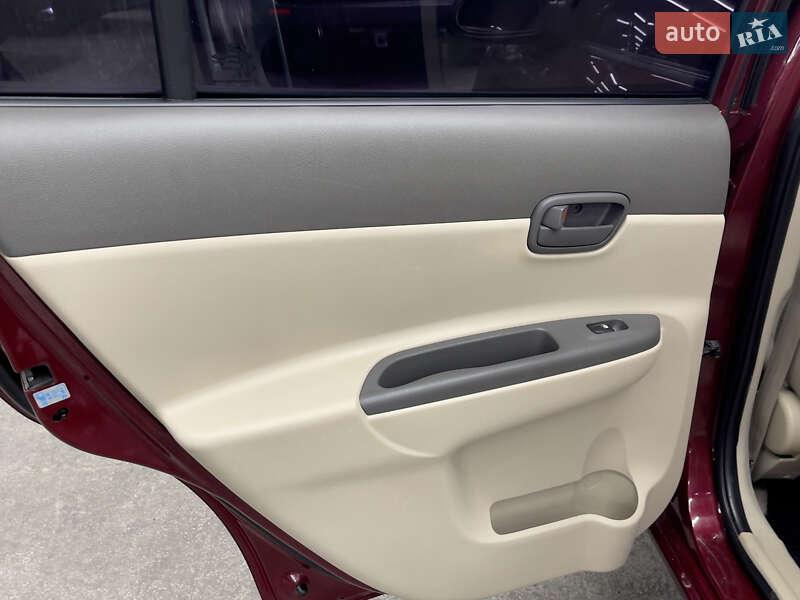 Седан Hyundai Accent 2008 в Харькове фото 14 Седан Hyundai Accent 2008 в Харькове