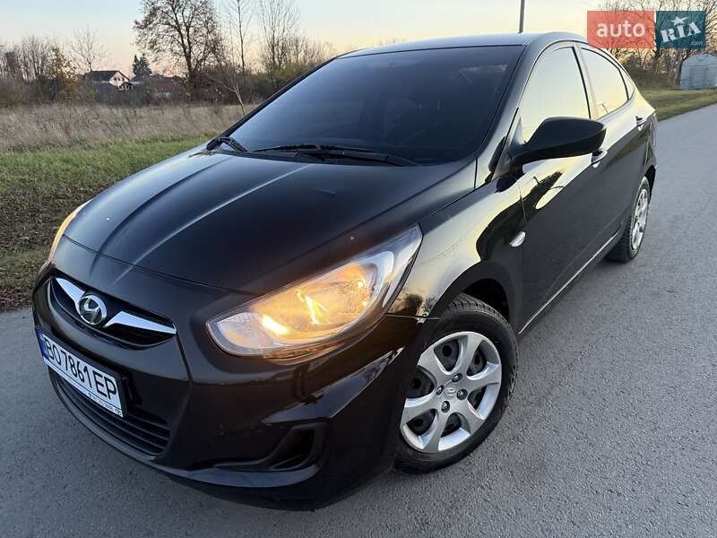 Седан Hyundai Accent 2011 в Тернополе