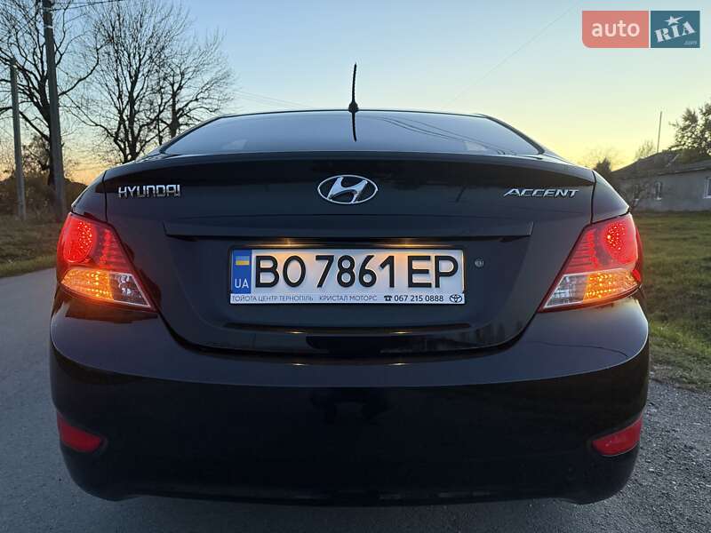 Седан Hyundai Accent 2011 в Тернополе
