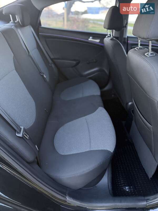 Седан Hyundai Accent 2011 в Тернополе