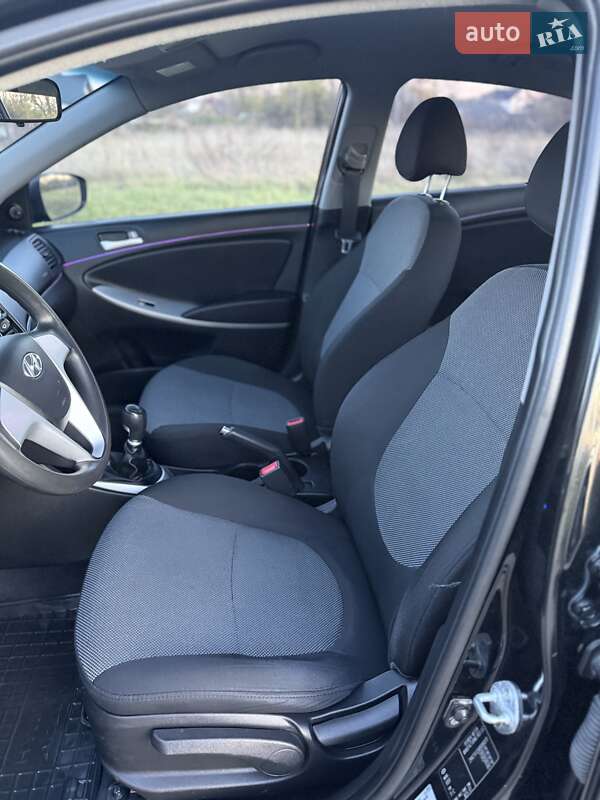 Седан Hyundai Accent 2011 в Тернополе