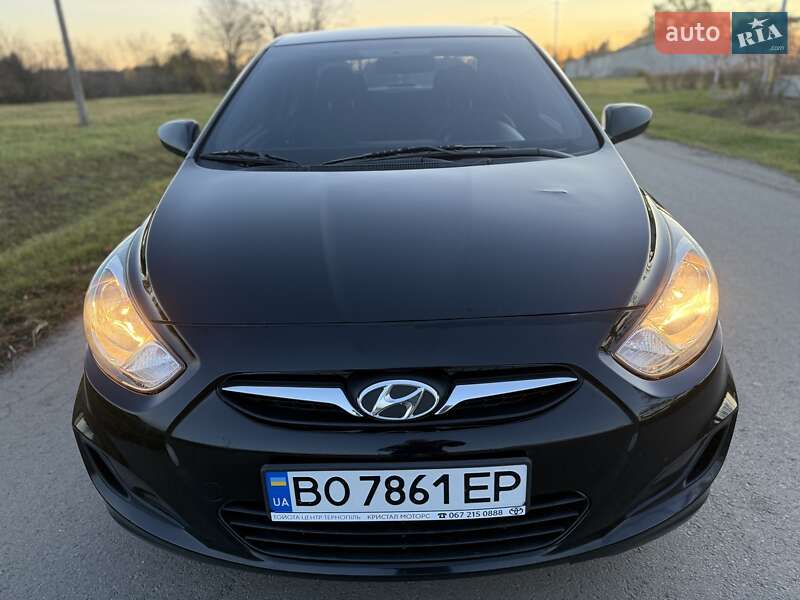 Седан Hyundai Accent 2011 в Тернополе