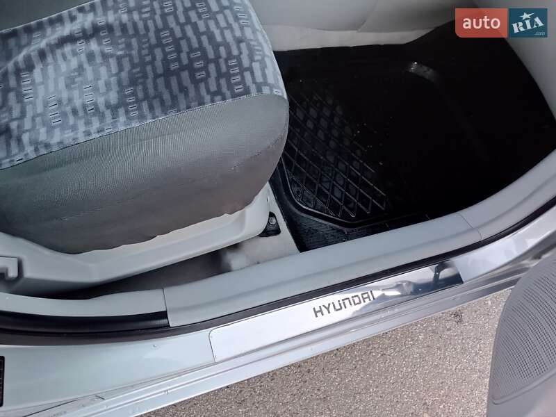 Седан Hyundai Accent 2008 в Киеве фото 27 Седан Hyundai Accent 2008 в Киеве