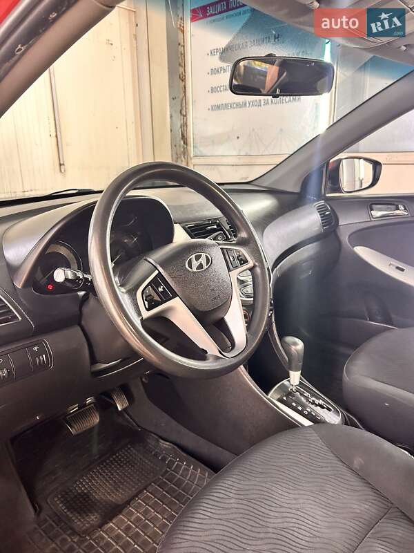 Седан Hyundai Accent 2012 в Одессе фото 4 Седан Hyundai Accent 2012 в Одессе