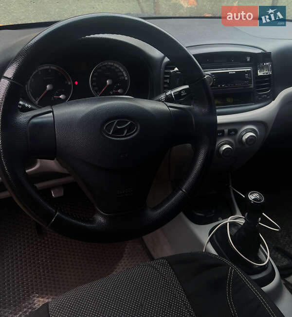 Седан Hyundai Accent 2008 в Бережанах