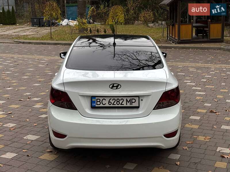 Седан Hyundai Accent 2012 в Трускавце