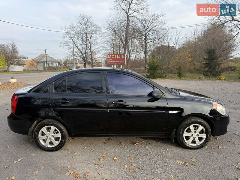 Седан Hyundai Accent 2008 в Прилуках