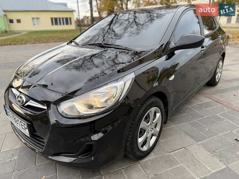 Седан Hyundai Accent 2011 в Тернополе