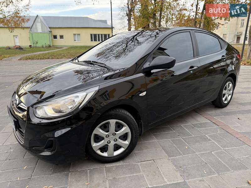 Седан Hyundai Accent 2011 в Тернополе