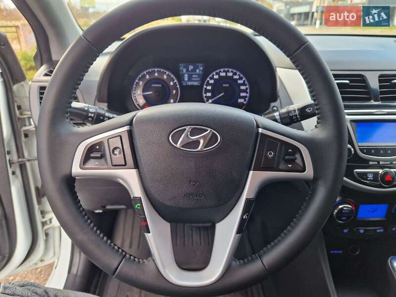 Седан Hyundai Accent 2011 в Кропивницком