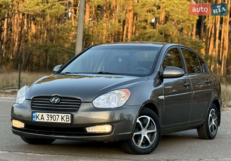 Седан Hyundai Accent 2008 в Киеве