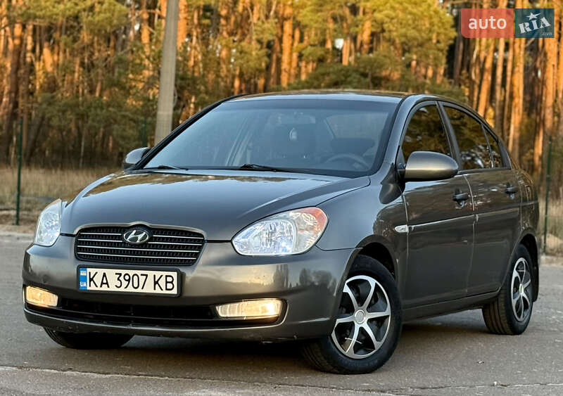 Седан Hyundai Accent 2008 в Киеве