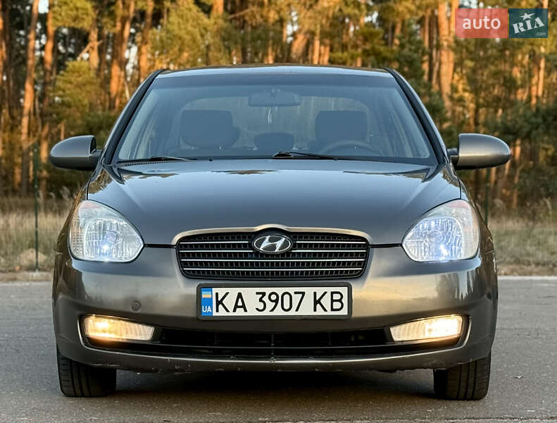 Седан Hyundai Accent 2008 в Киеве