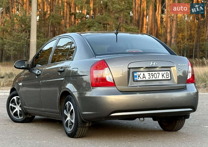 Седан Hyundai Accent 2008 в Киеве