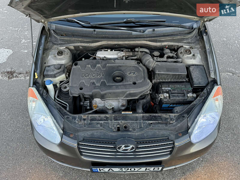 Седан Hyundai Accent 2008 в Киеве