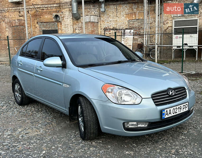 Седан Hyundai Accent 2008 в Прилуках