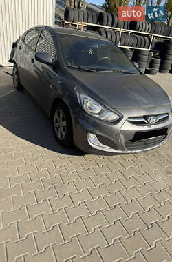 Седан Hyundai Accent 2012 в Киеве
