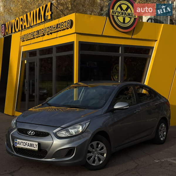Седан Hyundai Accent 2019 в Киеве фото 2 Седан Hyundai Accent 2019 в Киеве