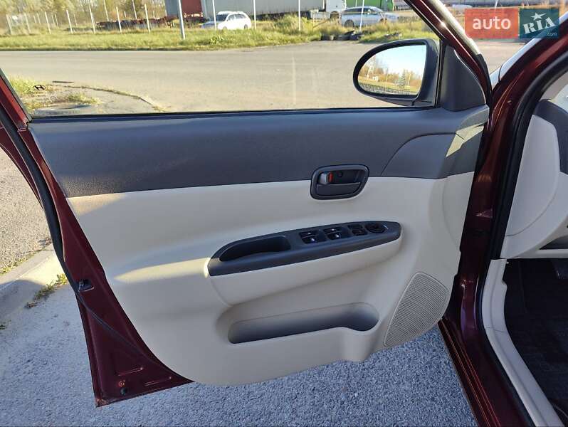 Седан Hyundai Accent 2008 в Львове фото 21 Седан Hyundai Accent 2008 в Львове