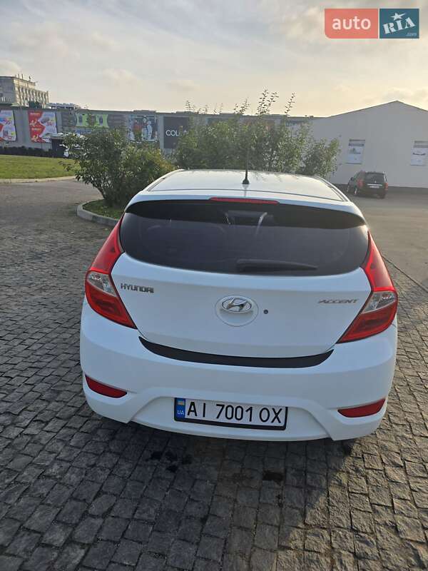 Хэтчбек Hyundai Accent 2012 в Полтаве