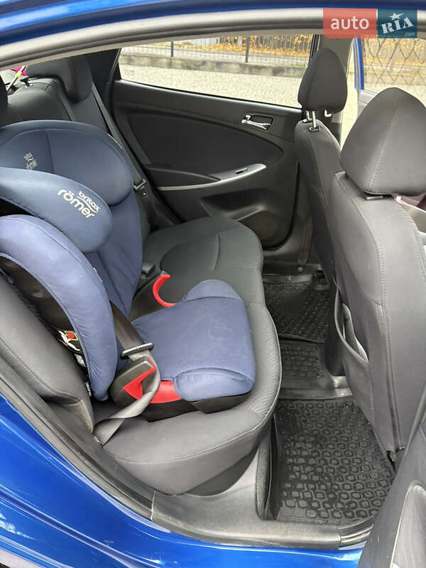 Седан Hyundai Accent 2011 в Ивано-Франковске фото 13 Седан Hyundai Accent 2011 в Ивано-Франковске