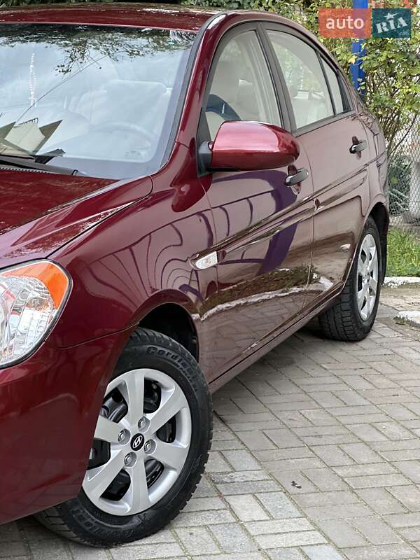 Седан Hyundai Accent 2008 в Николаеве