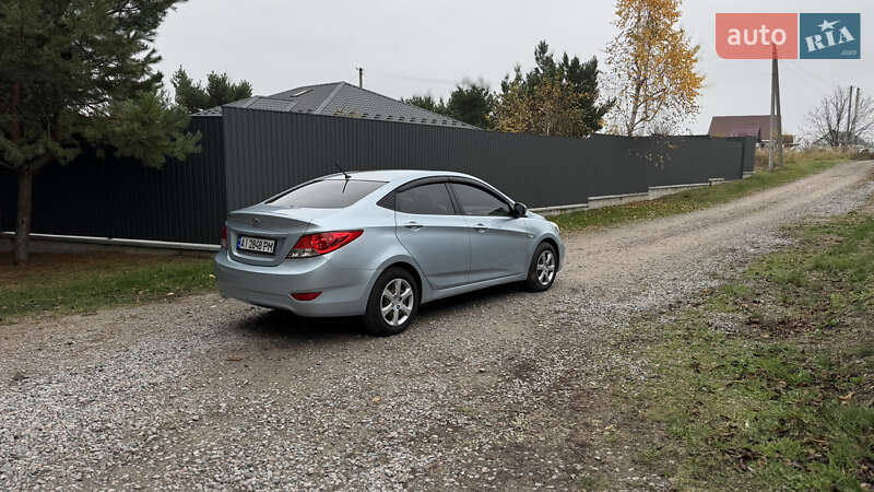 Седан Hyundai Accent 2011 в Василькові