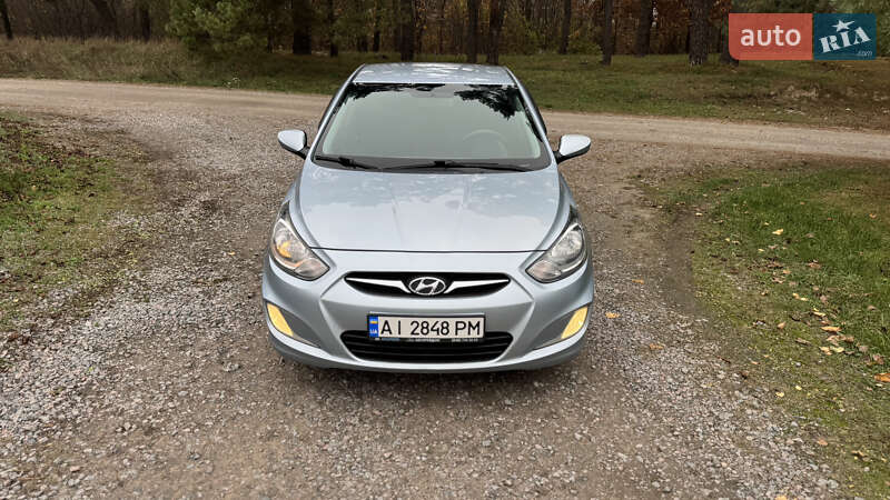 Седан Hyundai Accent 2011 в Василькові