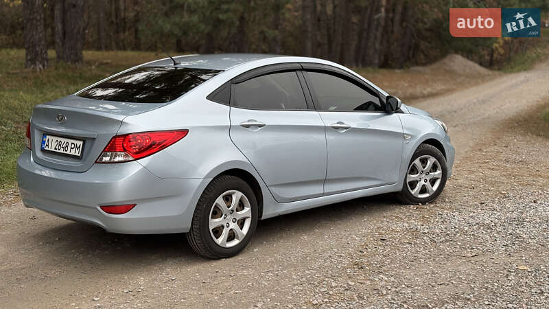 Седан Hyundai Accent 2011 в Василькові