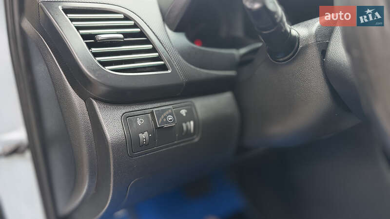 Седан Hyundai Accent 2011 в Василькові