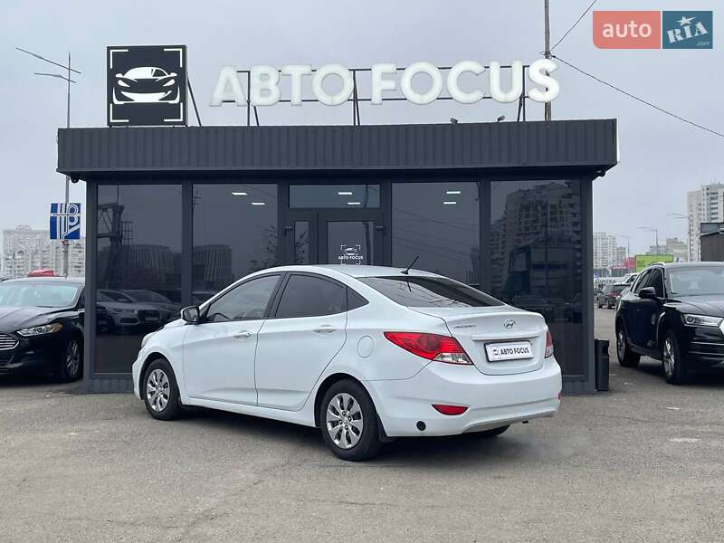 Седан Hyundai Accent 2018 в Киеве фото 5 Седан Hyundai Accent 2018 в Киеве