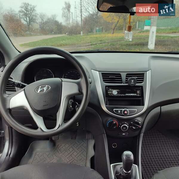 Седан Hyundai Accent 2013 в Мироновке