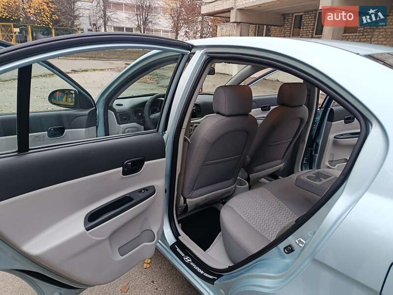 Седан Hyundai Accent 2009 в Харькове фото 7 Седан Hyundai Accent 2009 в Харькове