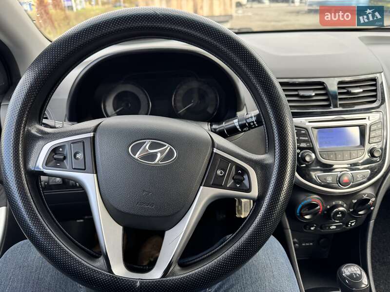 Седан Hyundai Accent 2011 в Киеве фото 21 Седан Hyundai Accent 2011 в Киеве
