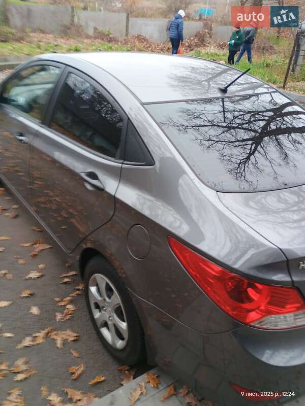 Седан Hyundai Accent 2011 в Ирпене фото 3 Седан Hyundai Accent 2011 в Ирпене