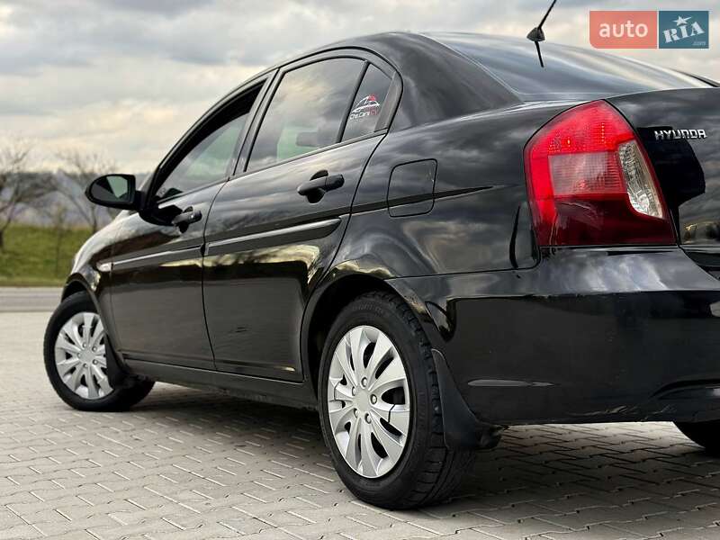 Седан Hyundai Accent 2007 в Черновцах